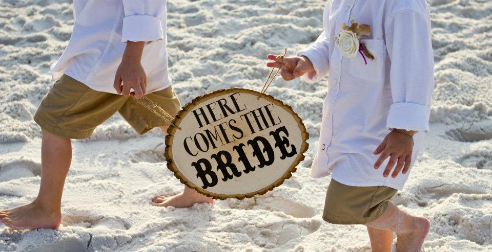 here comes the bride sign beach wedding