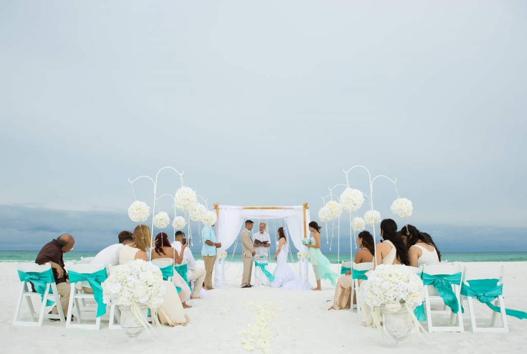 destin beach wedding ceremony crystal arbor