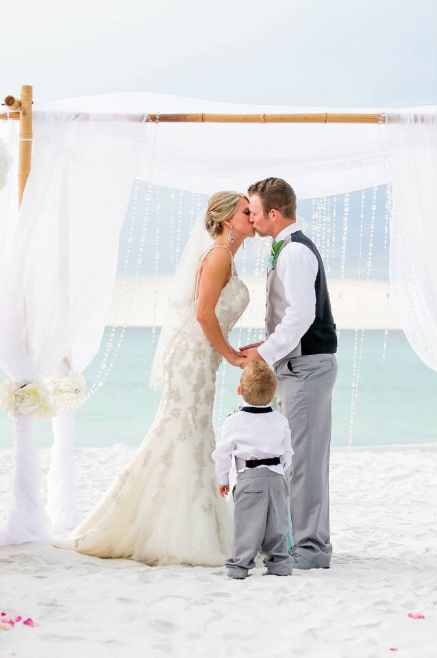 beach wedding ceremony in Destin florida